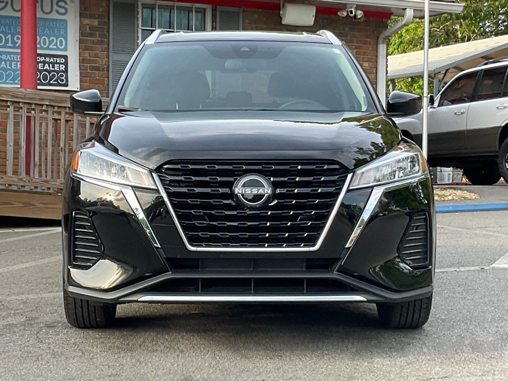 2023 Nissan Kicks Image 2