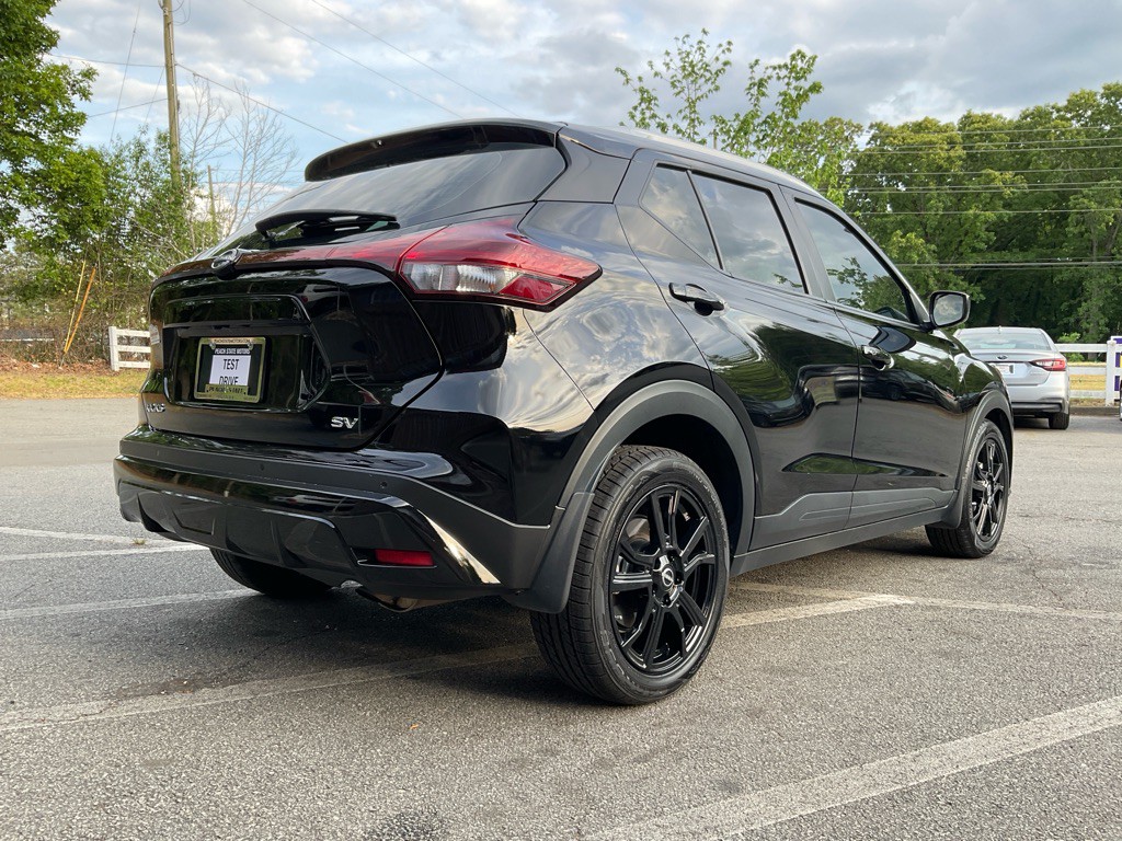 2023 Nissan Kicks Image 5