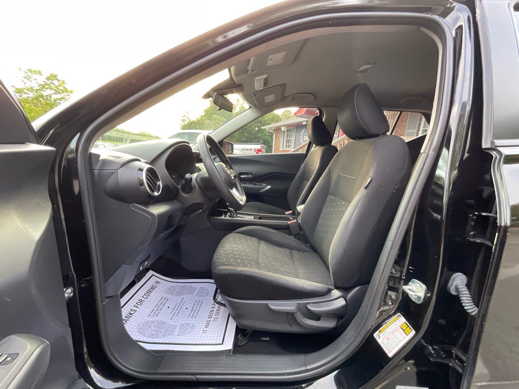 2023 Nissan Kicks Image 14