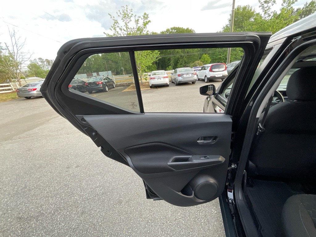 2023 Nissan Kicks Image 39