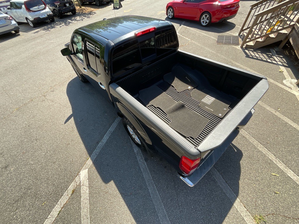 2017 Nissan Frontier Image 11