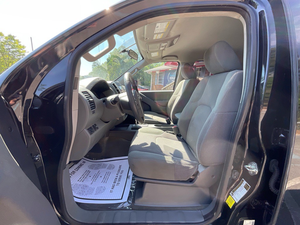 2017 Nissan Frontier Image 14