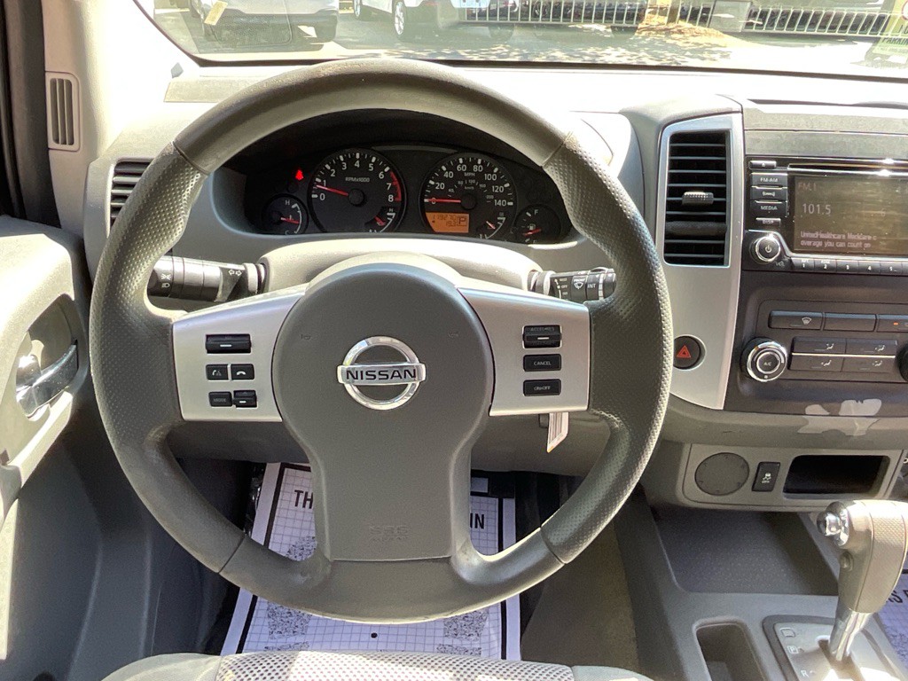 2017 Nissan Frontier Image 23