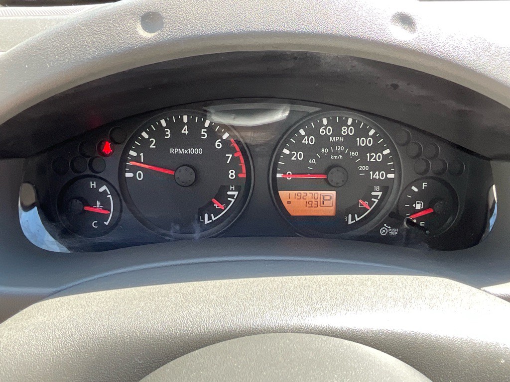 2017 Nissan Frontier Image 24