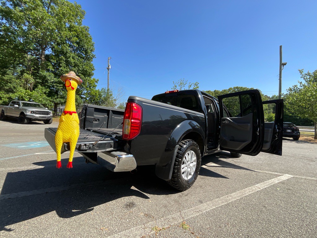 2017 Nissan Frontier Image 34