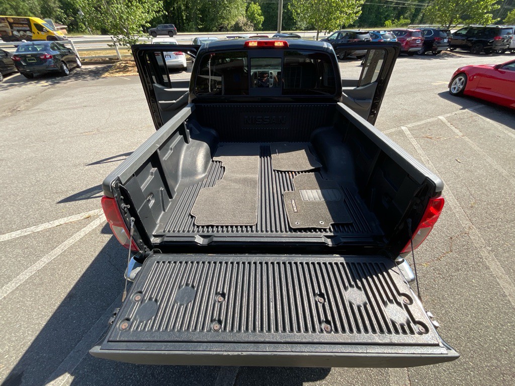 2017 Nissan Frontier Image 36
