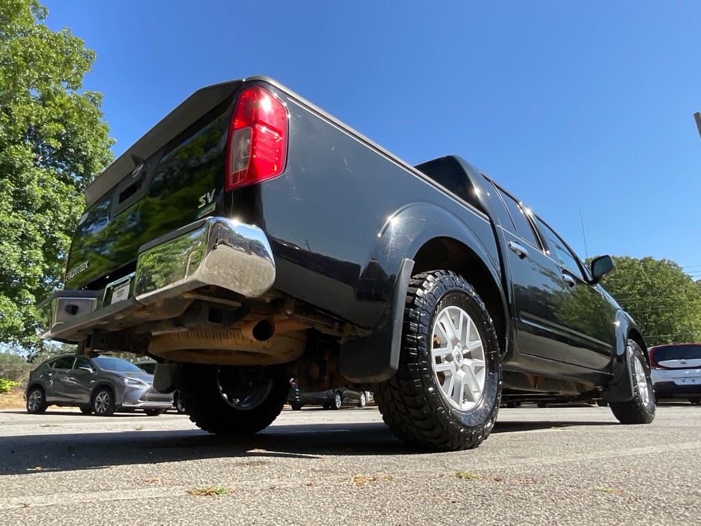 2017 Nissan Frontier Image 44