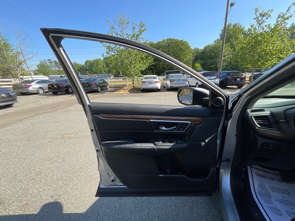 2017 Honda CR-V Image 40