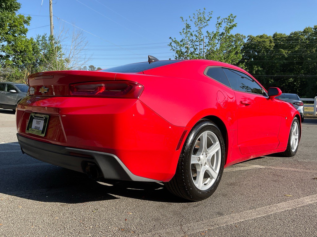 2016 Chevrolet Camaro Image 5