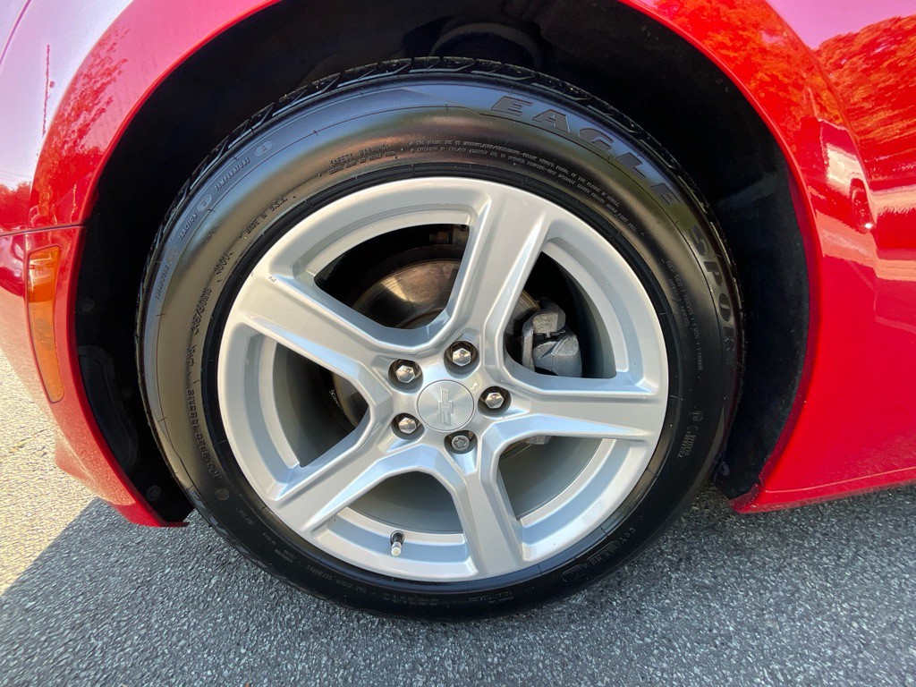2016 Chevrolet Camaro Image 11