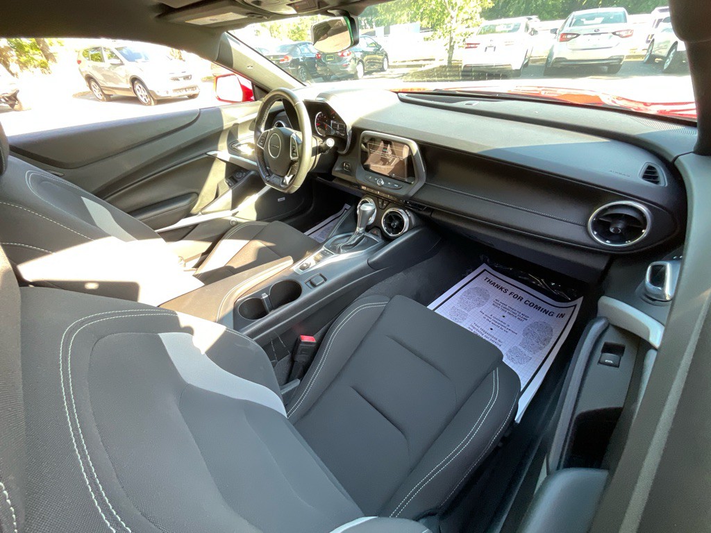 2016 Chevrolet Camaro Image 17