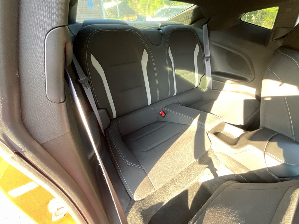 2016 Chevrolet Camaro Image 27