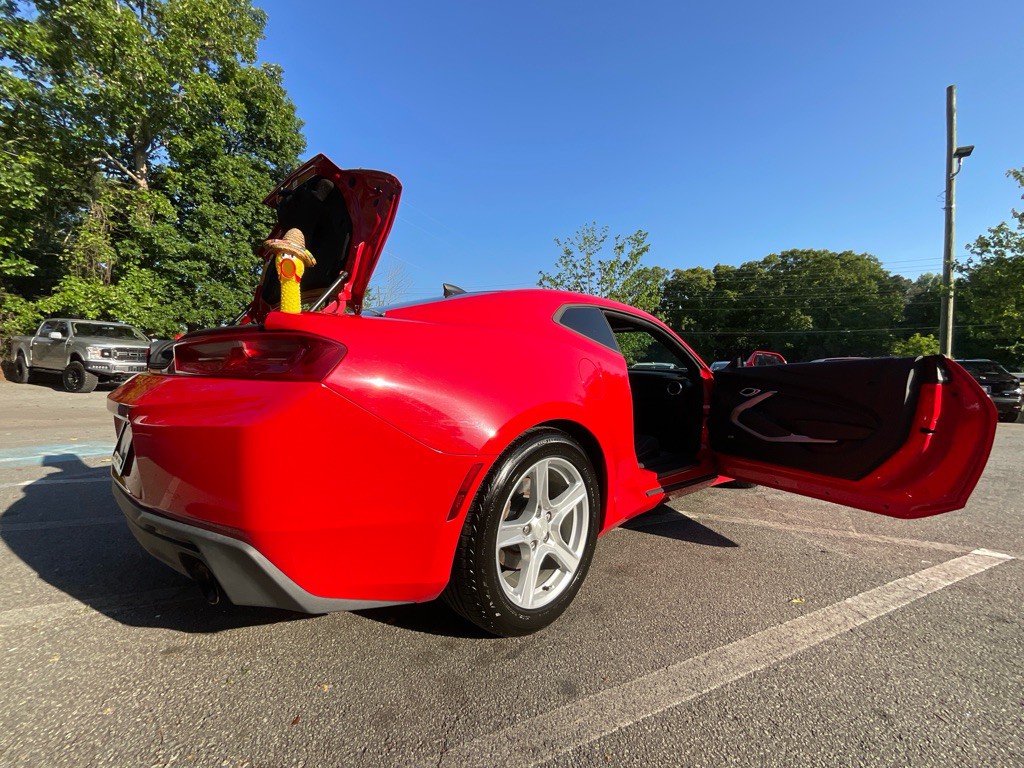 2016 Chevrolet Camaro Image 28