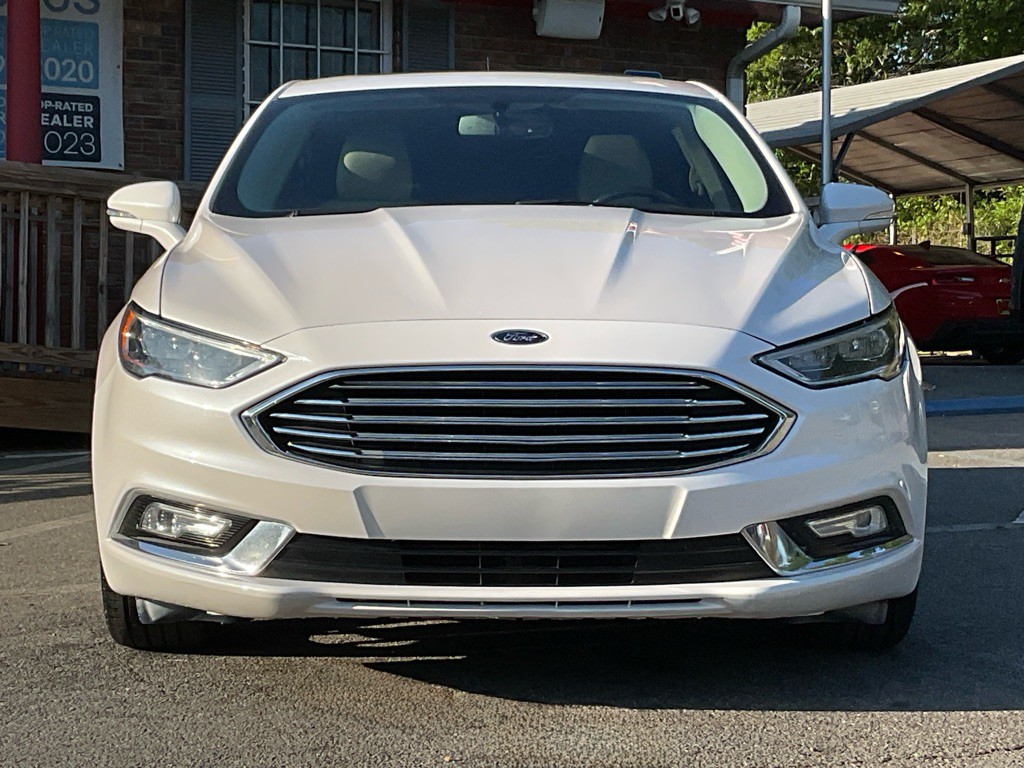 2017 Ford Fusion Image 2