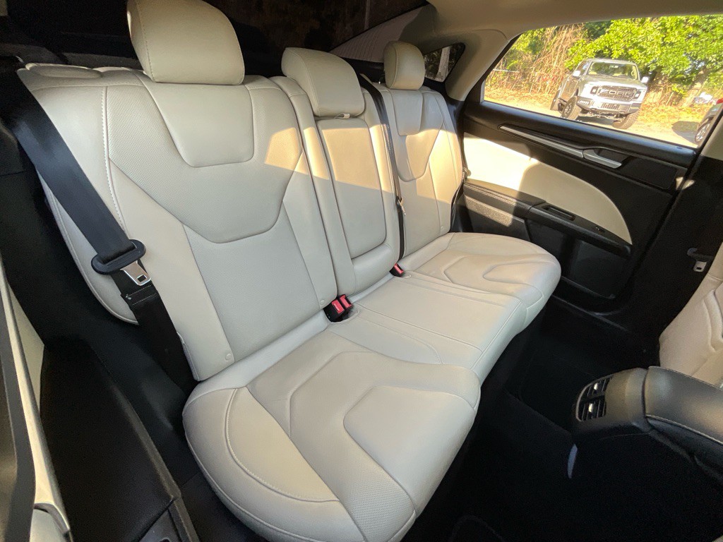2017 Ford Fusion Image 33