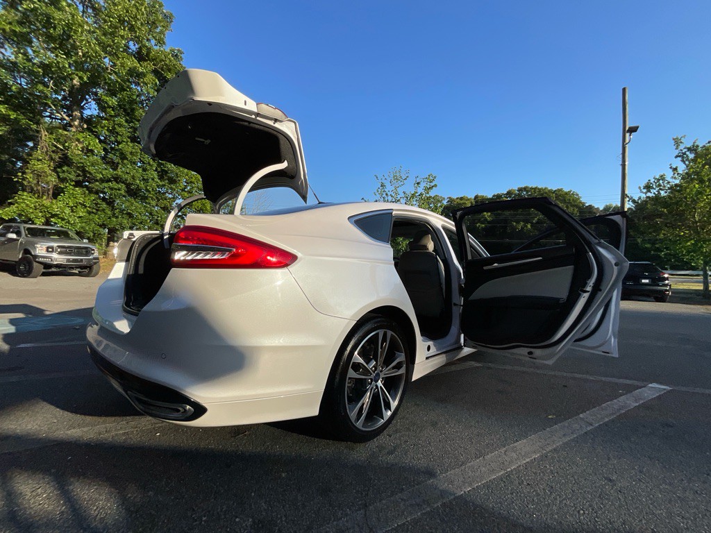 2017 Ford Fusion Image 36