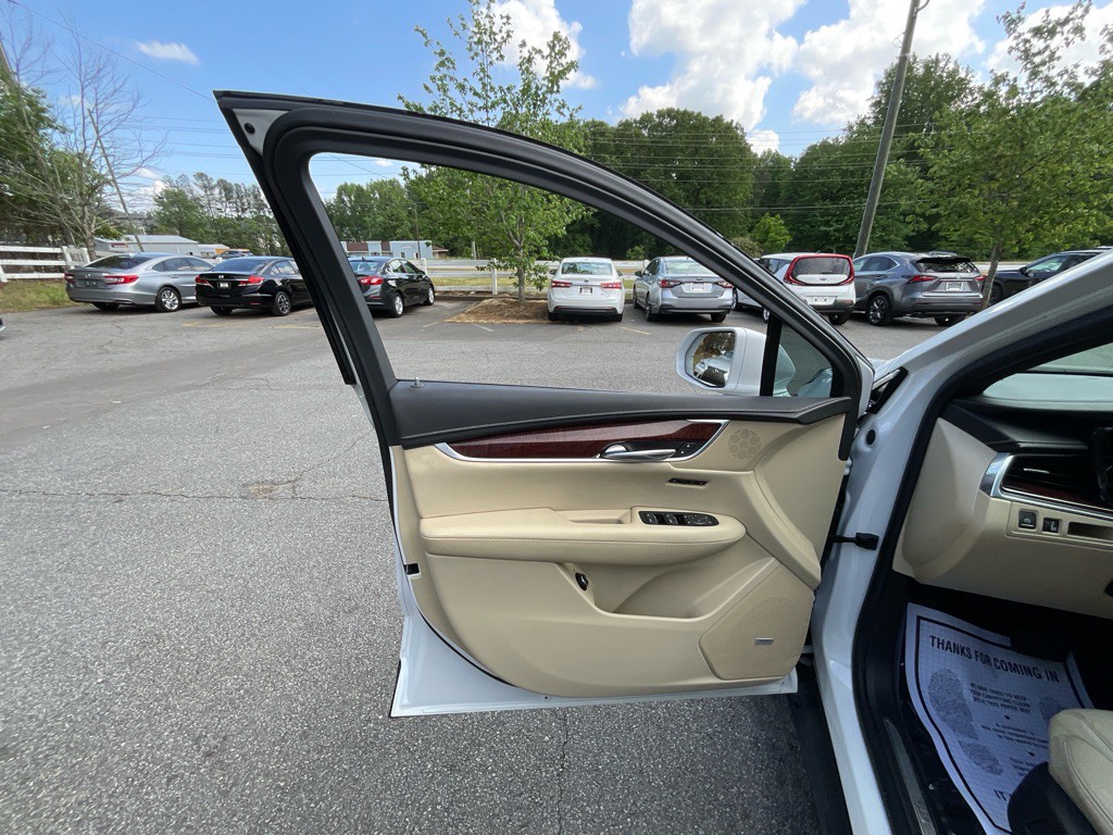 2018 Cadillac XT5 Image 42