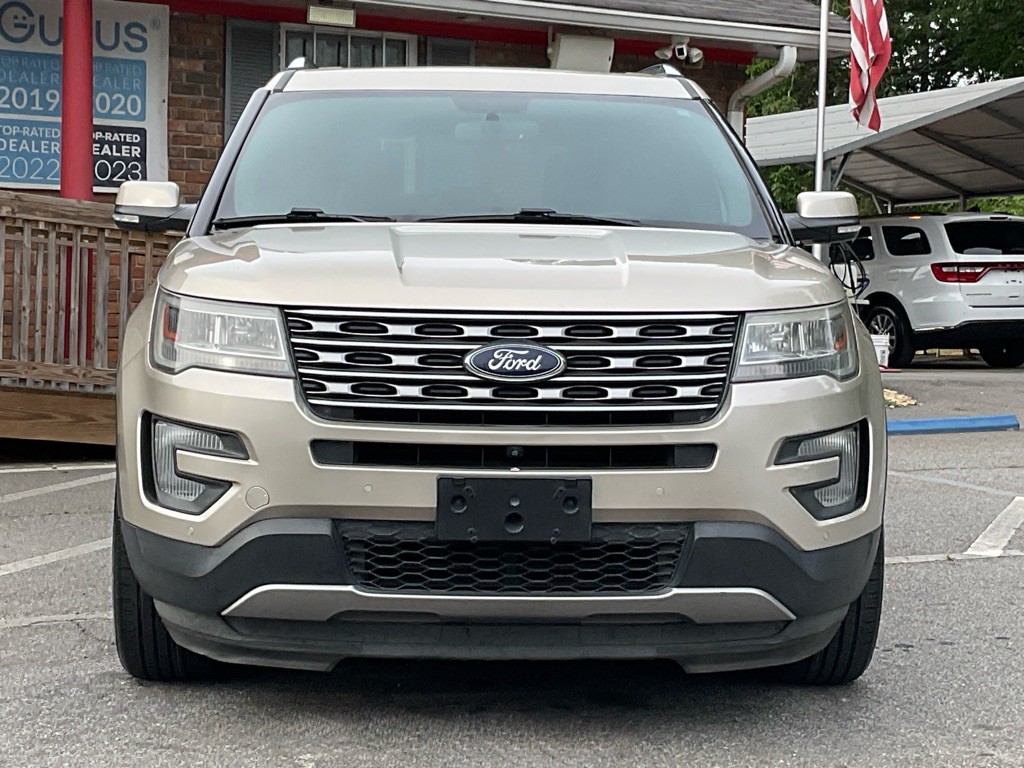 2017 Ford Explorer Image 2