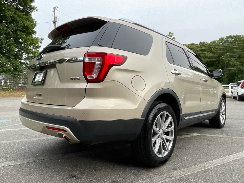 2017 Ford Explorer Image 5