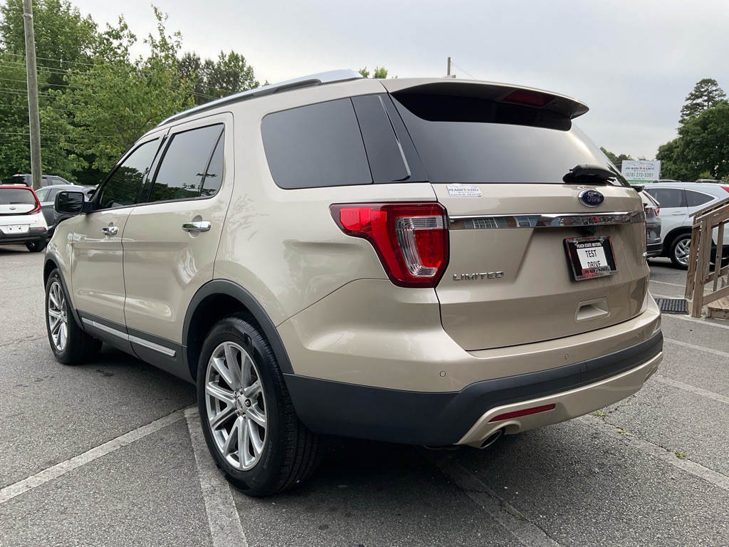 2017 Ford Explorer Image 7