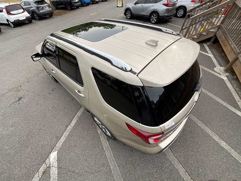 2017 Ford Explorer Image 11