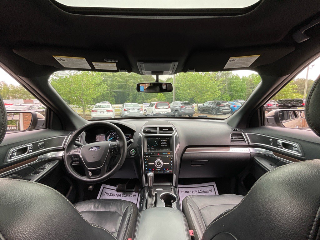 2017 Ford Explorer Image 20