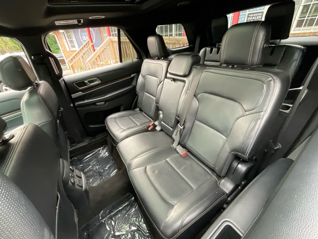 2017 Ford Explorer Image 31