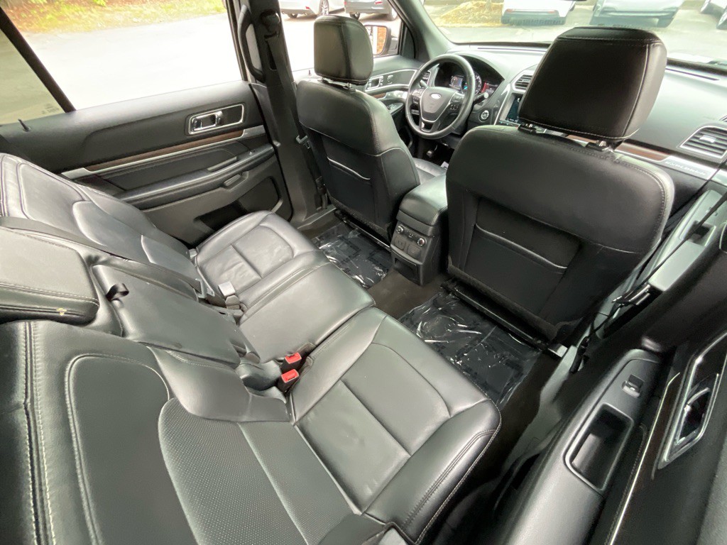 2017 Ford Explorer Image 33