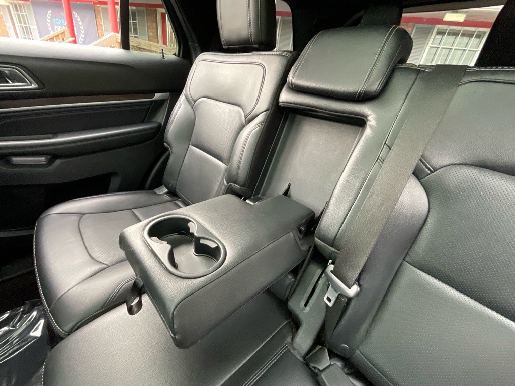 2017 Ford Explorer Image 35