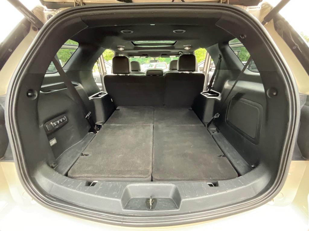 2017 Ford Explorer Image 40