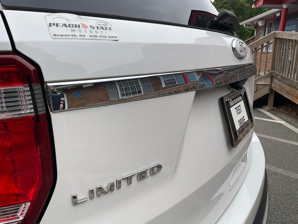 2017 Ford Explorer Image 9