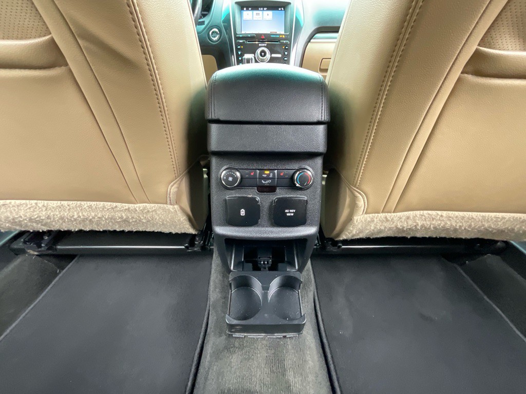 2017 Ford Explorer Image 34