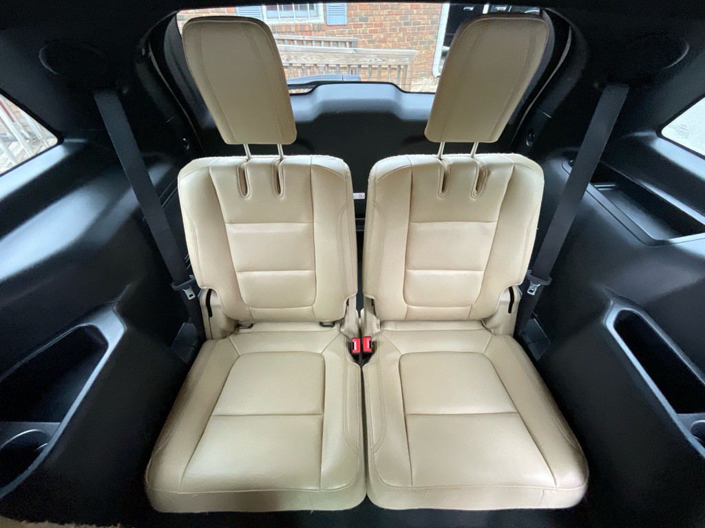 2017 Ford Explorer Image 35