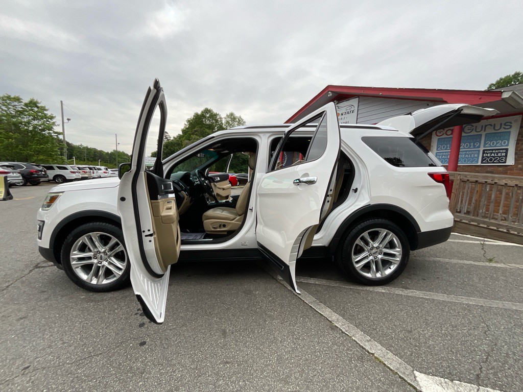 2017 Ford Explorer Image 37