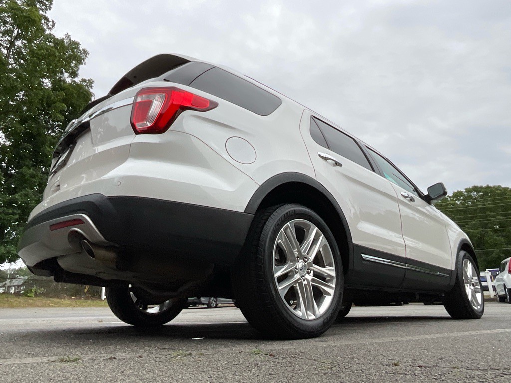 2017 Ford Explorer Image 51