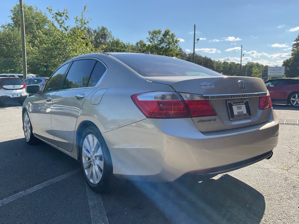 2015 Honda Accord Image 7