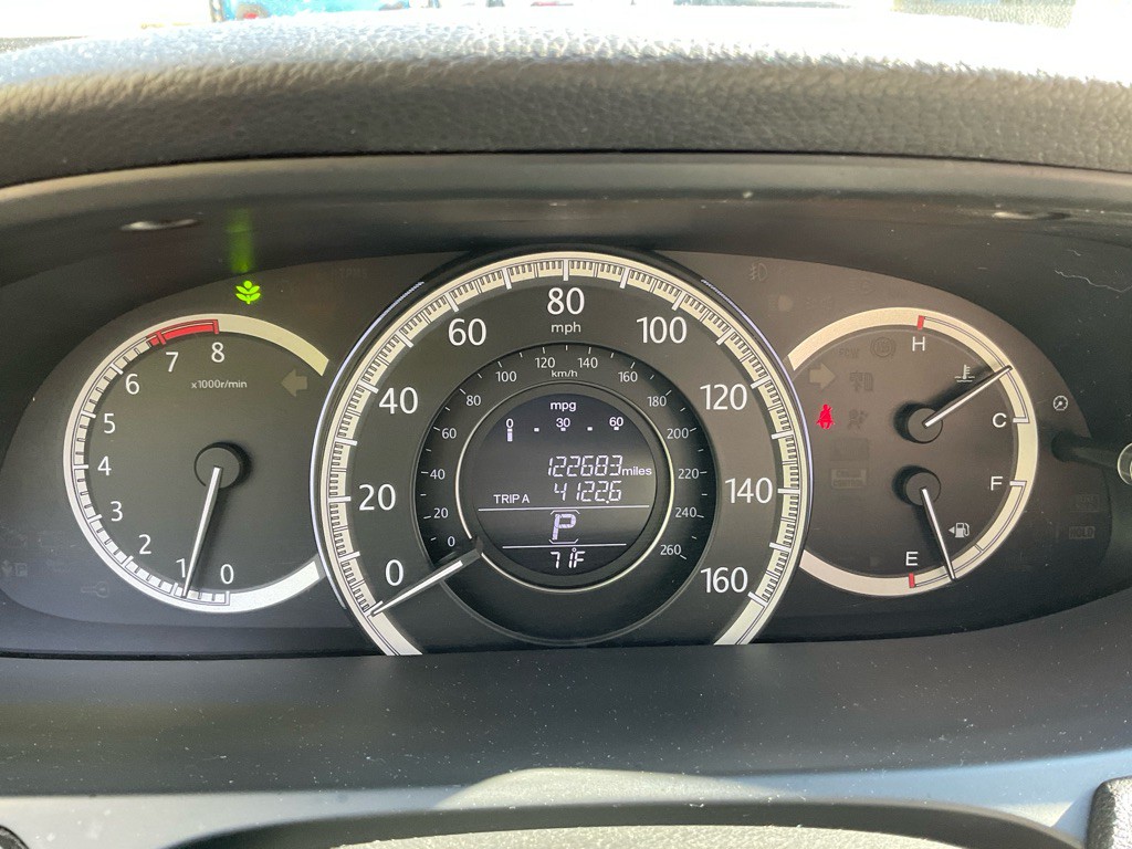 2015 Honda Accord Image 24