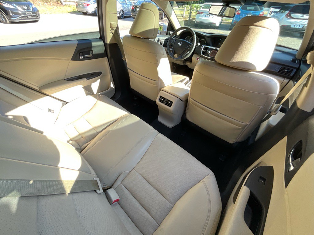 2015 Honda Accord Image 31