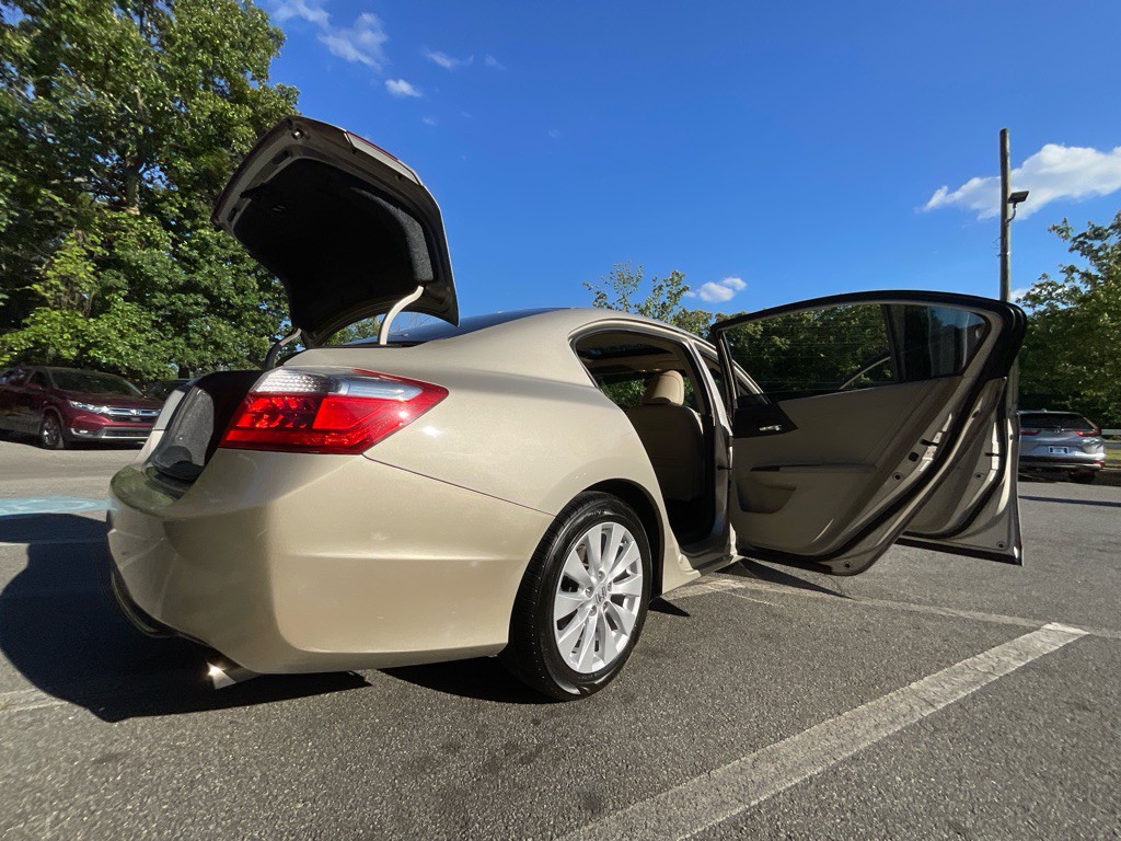 2015 Honda Accord Image 35