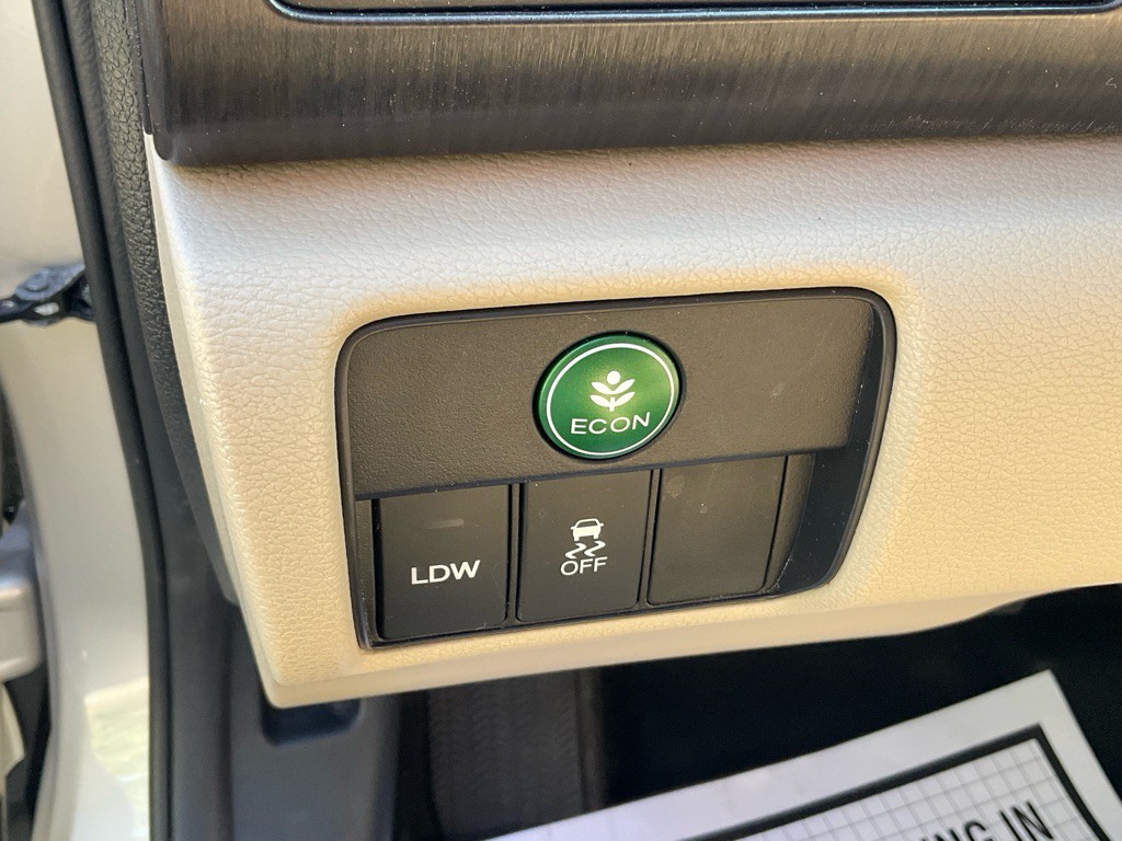 2015 Honda Accord Image 40