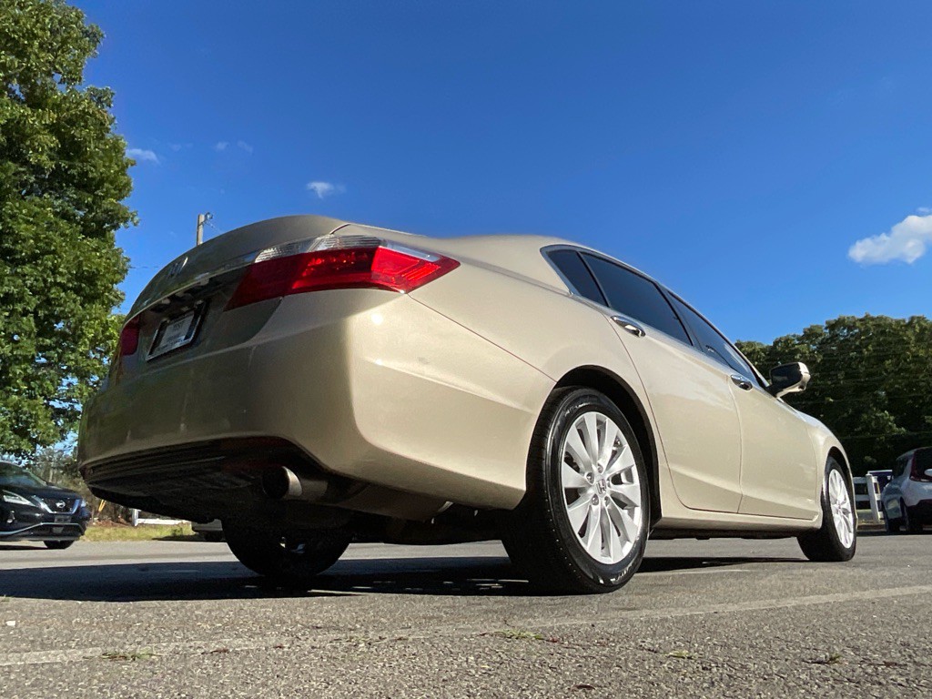 2015 Honda Accord Image 45
