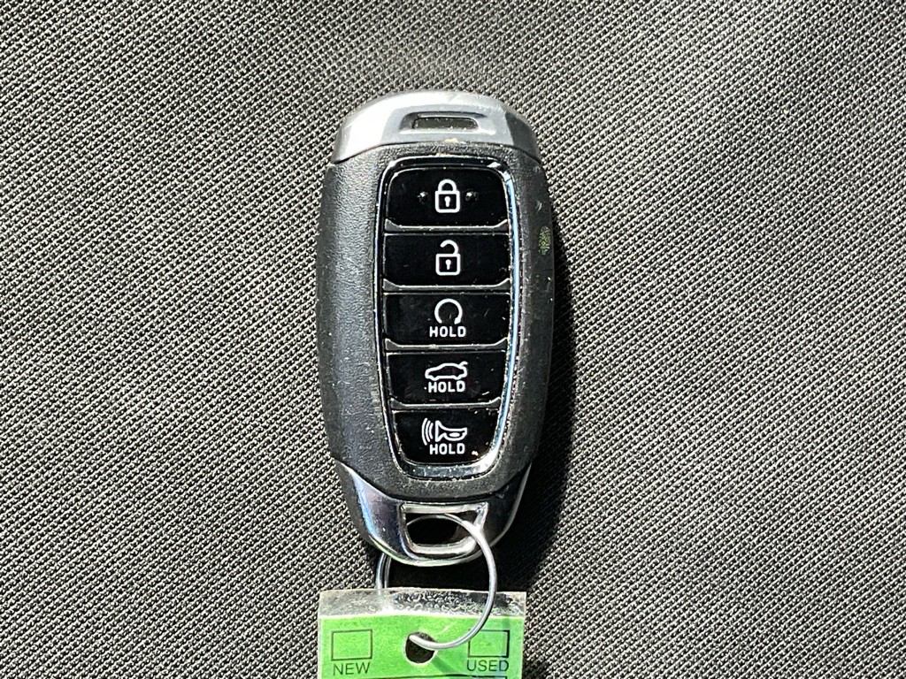 2022 Hyundai Elantra Image 49