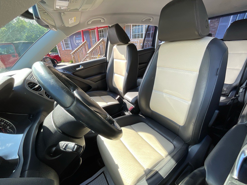 2016 Volkswagen Tiguan Image 16