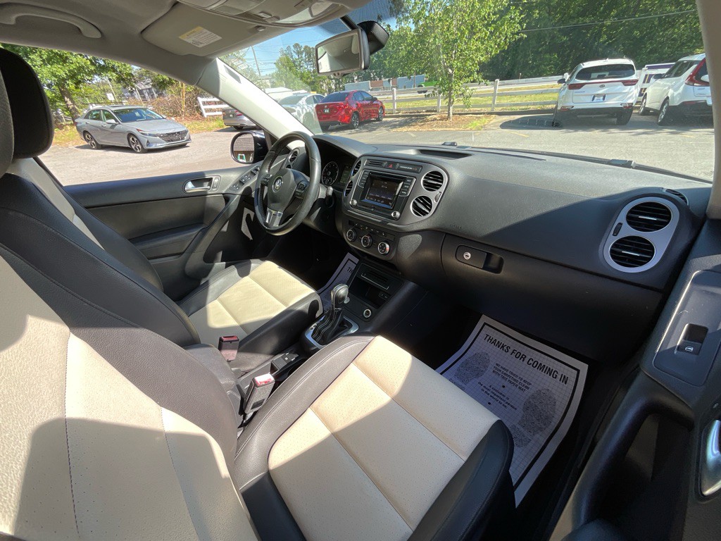 2016 Volkswagen Tiguan Image 18