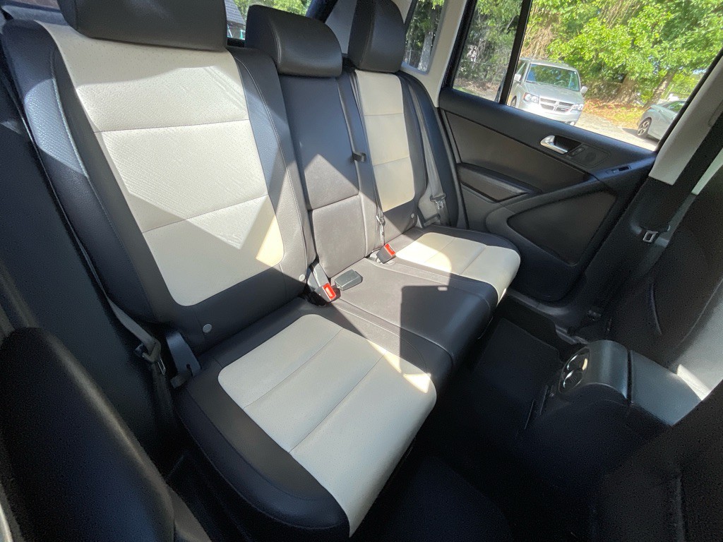 2016 Volkswagen Tiguan Image 32