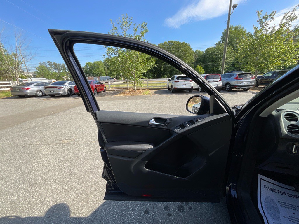 2016 Volkswagen Tiguan Image 40