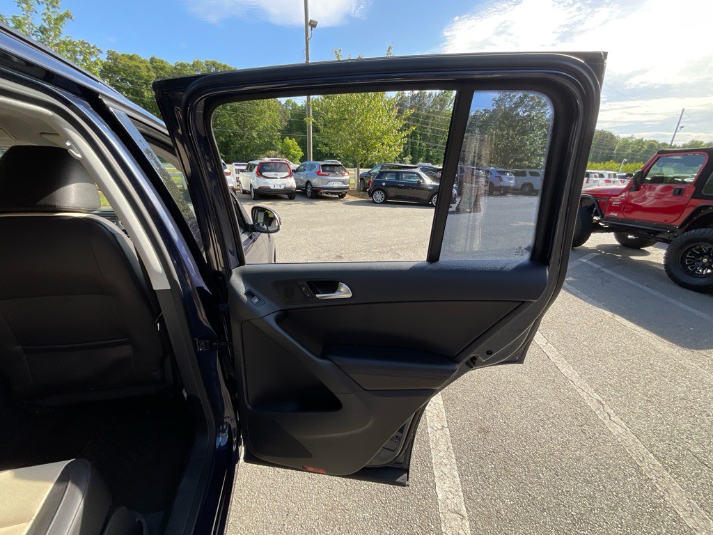 2016 Volkswagen Tiguan Image 45