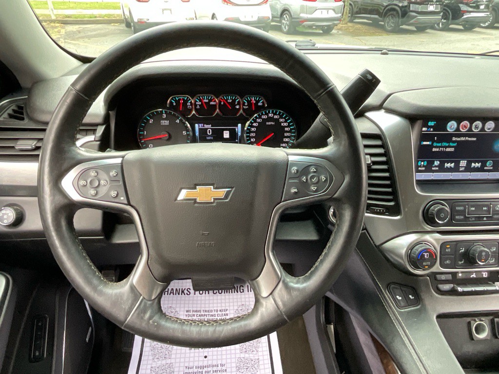 2017 Chevrolet Suburban Image 23