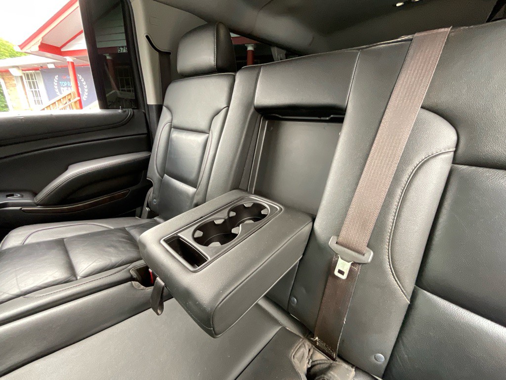 2017 Chevrolet Suburban Image 35
