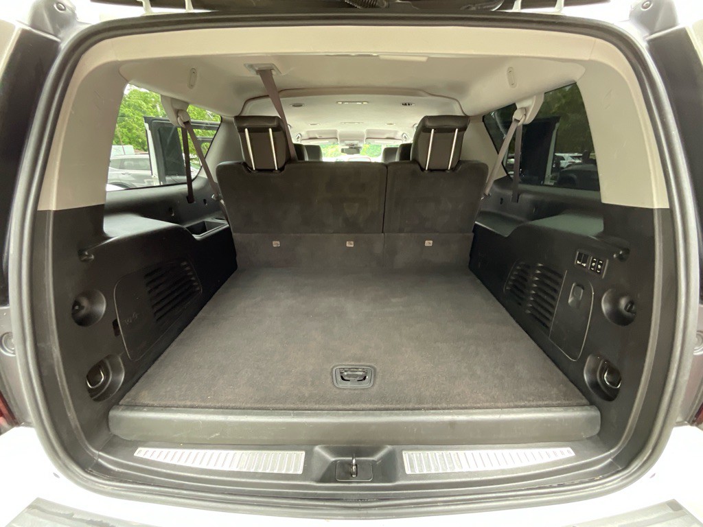 2017 Chevrolet Suburban Image 40